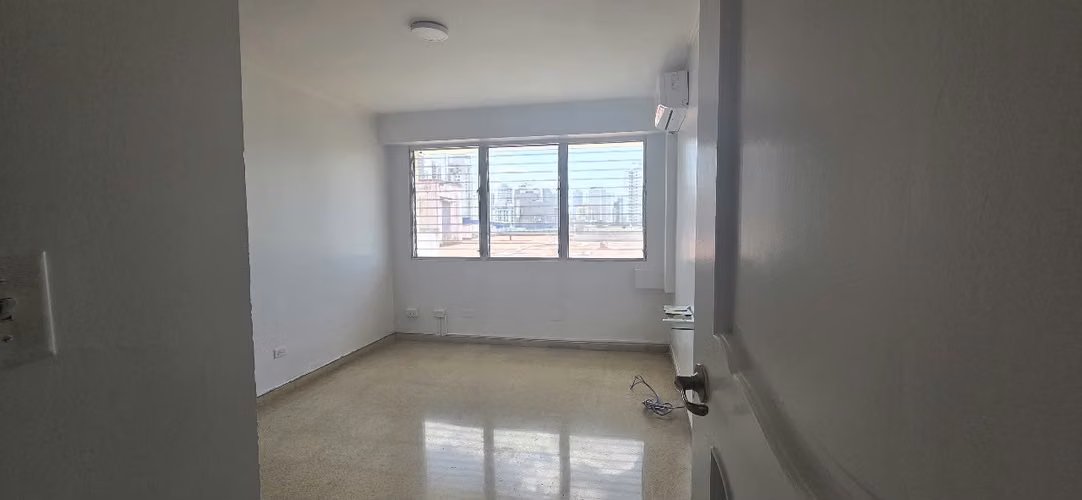 ¡Vive cerca de todo! Apartamento en alquiler en Vía Argentina!