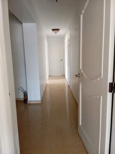 ¡Vive cerca de todo! Apartamento en alquiler en Vía Argentina!