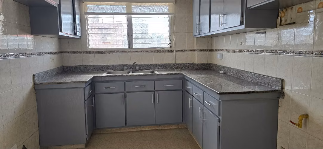 ¡Vive cerca de todo! Apartamento en alquiler en Vía Argentina!