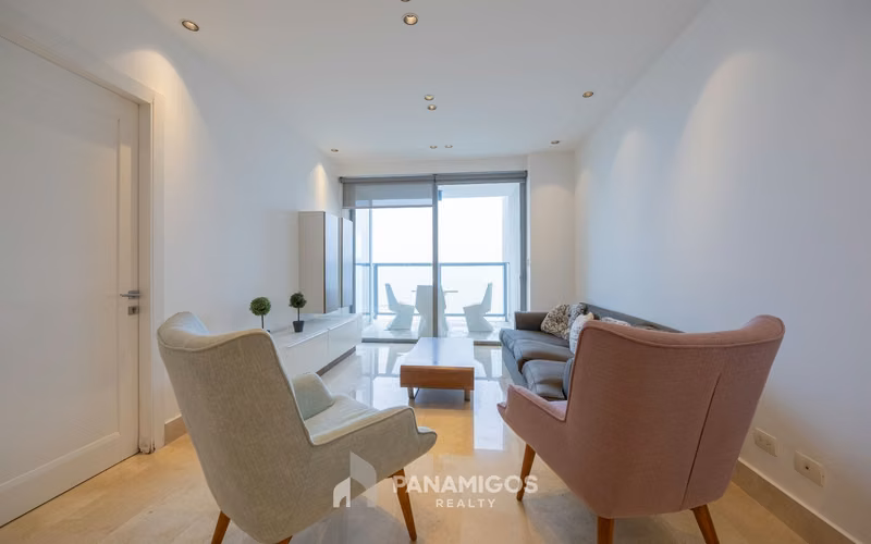 Renta Apartamento de 2 Habitaciones en Avenida Balboa