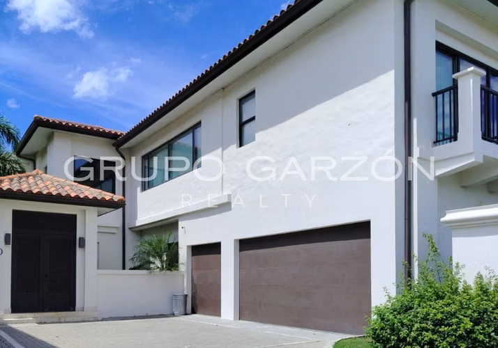 Venta de casa en Velamar Village (Buenaventura)