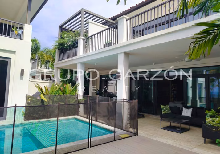 Venta de casa en Velamar Village (Buenaventura)