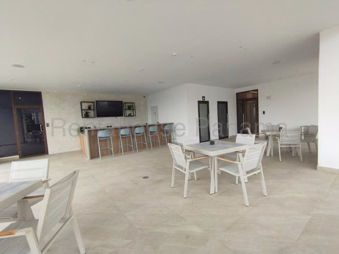 Apartamento en Venta en Condado del Rey  JG