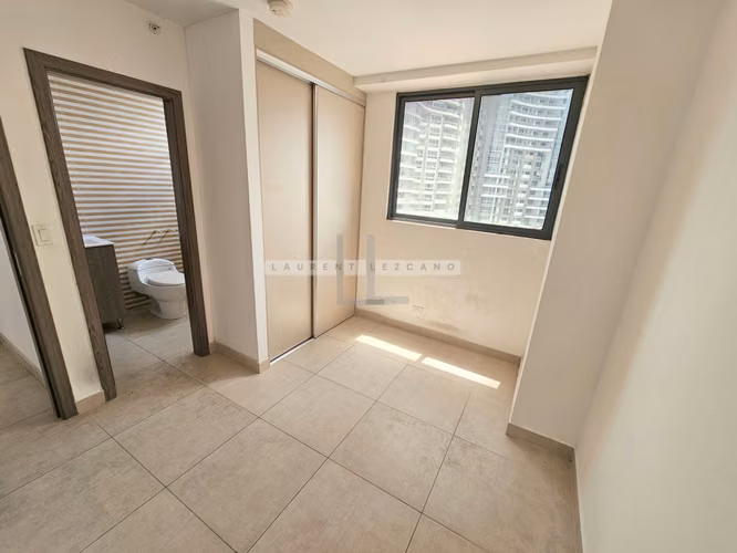 Venta de Apartamento en PH Cranc Tower - El Cangrejo. Haga su oferta