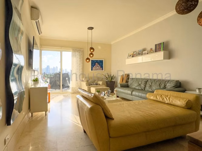 Apartamento en Venta en Santa Maria JG