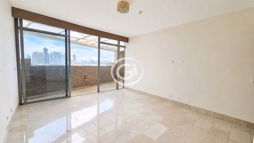 Venta Apartamento Amplio Grand Tower Punta Pacifica