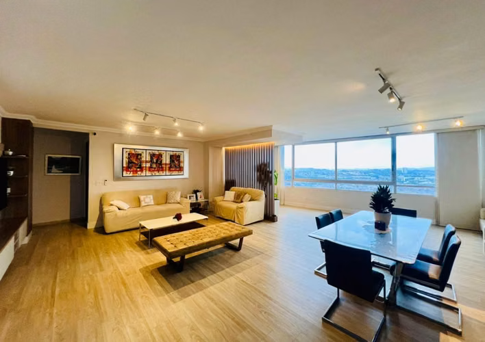 Venta de Apartamento de Lujo en Costa del Este 200m2 OPORTUNIDAD