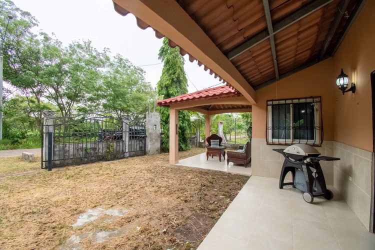 Casa en venta cerca de Penonomé – Lista para ocupar