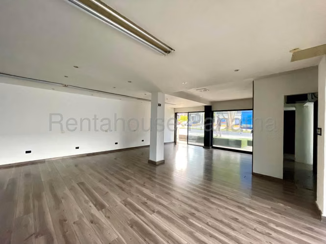 Alquiler Local Comercial en El Carmen 27YCG177