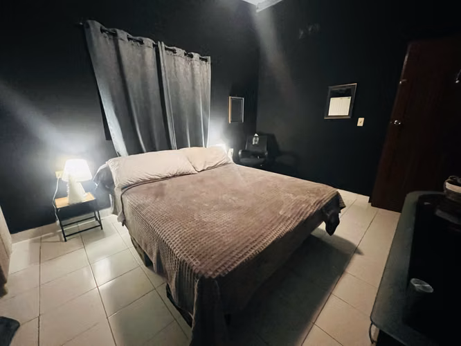 CERRO AZUL: HERMOSA RESIDENCIA DE MONTAÑA UBICADA EN LA EXCLUSIVA COMUNIDAD DE ALTOS DEL TORREÓN