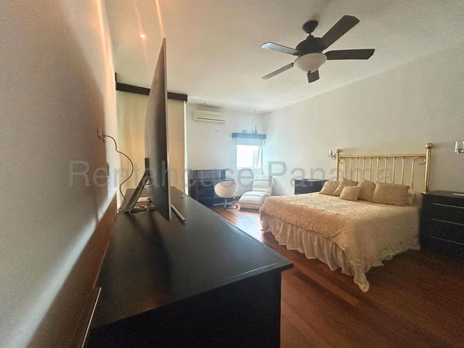 Apartamento en Venta en Costa del Este JG