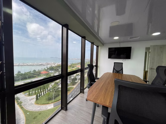 Oficina en Venta en Avenida Balboa – PH Banco BAC