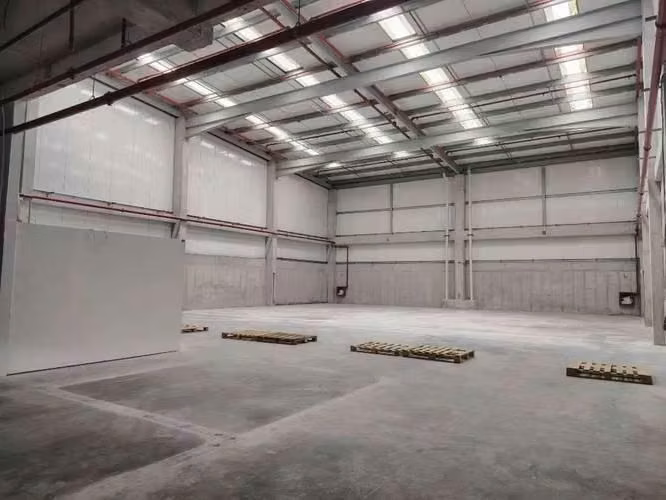 Venta de Ofibodega cerca de Costa del Este