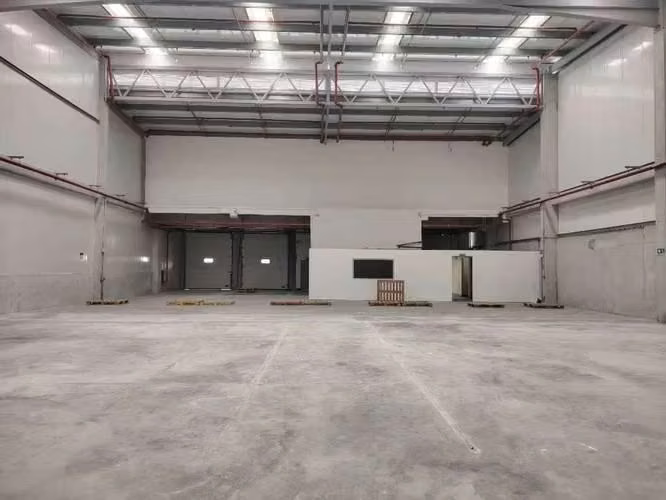 Venta de Ofibodega cerca de Costa del Este