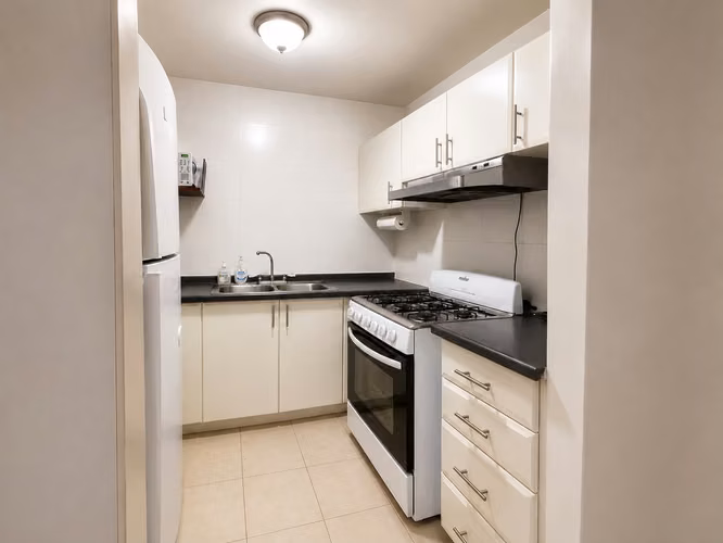 Alquiler de apartamento en edison park, 2 recamaras 2 baños amueblado moderno - Imagen 4