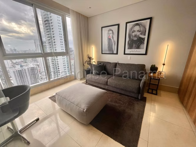Se Vende Apartamento en Coco del Mar LA26-5747