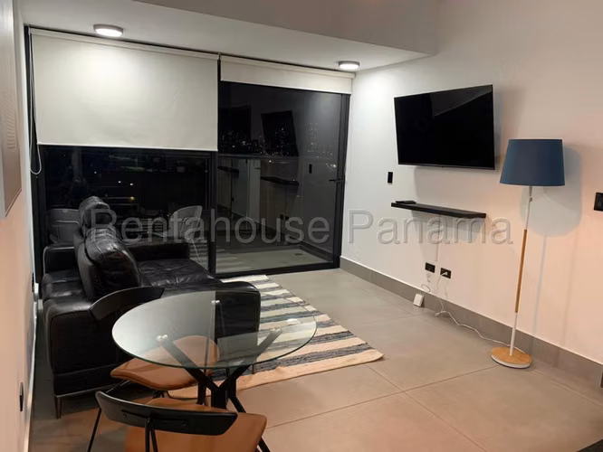 Se Vende Apartamento en Coco del Mar LA26-7578
