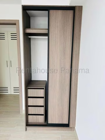 Apartamento en alquiler en PH Greenwood 27LRL179 - Imagen 12
