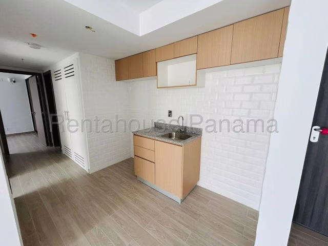 Apartamento en alquiler en PH Greenwood 27LRL179 - Imagen 3