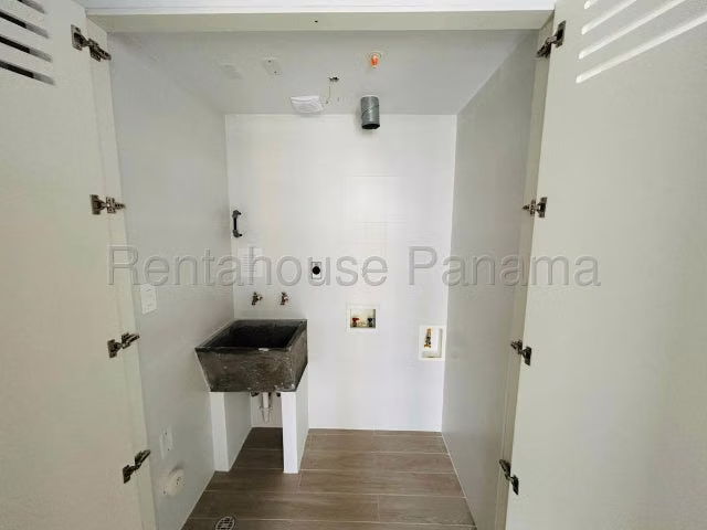 Apartamento en alquiler en PH Greenwood 27LRL179 - Imagen 6