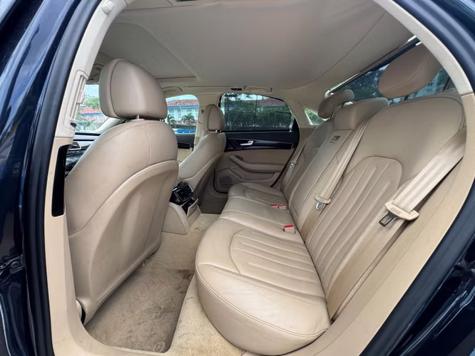 2017 AUDI A8
