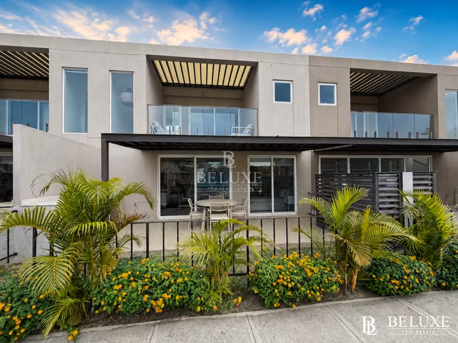 VENTA DE CASA AMOBLADA EN PH THE TIDES, PLAYA CARACOL (2) - Imagen 2