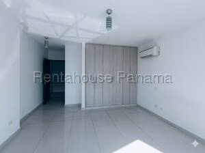 Apartamento en Venta en San francisco PH Park Loft VC-26-3806