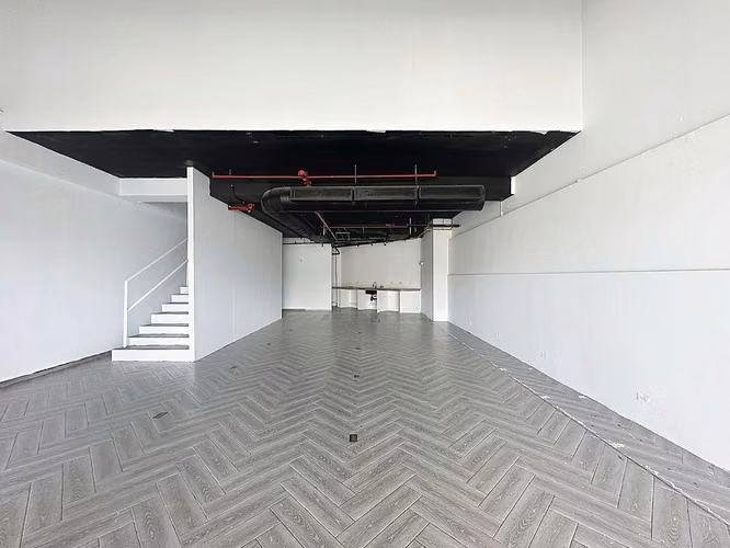 Alquiler de local comercial en Calle 50 – The Towers Business Plaza