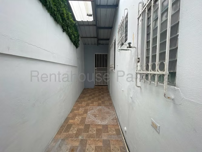 Se Vende Casa en Hato Pintado MDV26-619