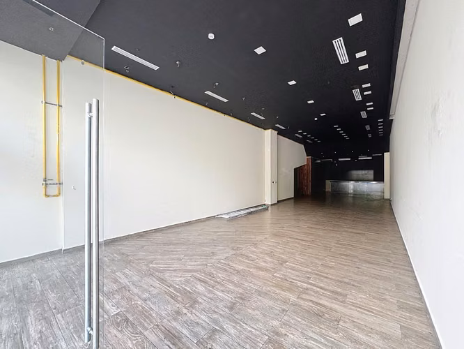 Alquiler de local comercial en costa del este , Boulevard Plaza - Imagen 2