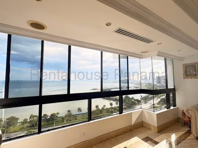 VENTA DE APARTAMENTO EN PRINCESA DEL MAR AVENIDA BALBOA HQ