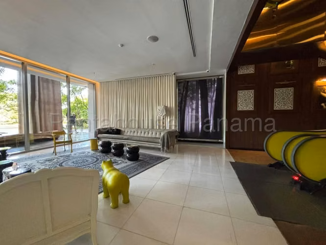Se Vende Apartamento en Avenida Balboa MDV27-166