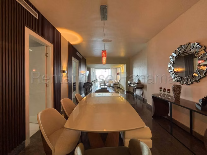 Se Vende Apartamento en Avenida Balboa MDV27-166