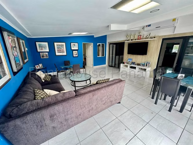 Se Vende Casa en Altos de Panama MDV27-151