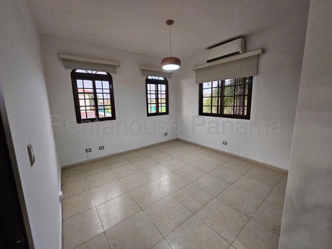 Casa en Alquiler en PH EL DORAL Costa Sur 27AECC164
