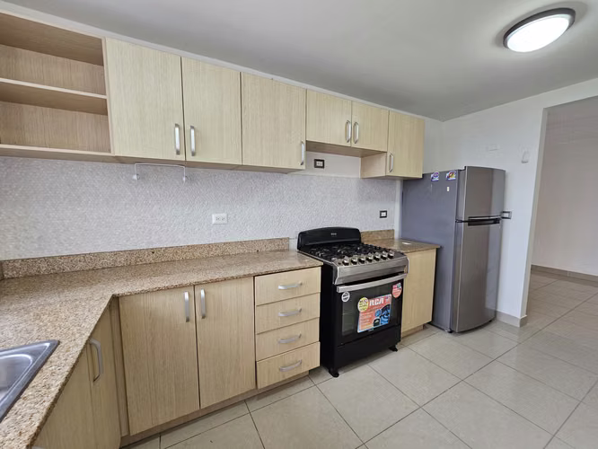 APT AAA 3R3B1P LINEA BLANCA EN PH ROKAS CONDADO DEL REY 900 - Imagen 2