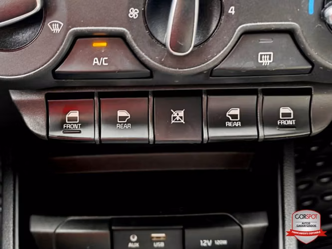 Kia Soluto 2024 Automática EI2959