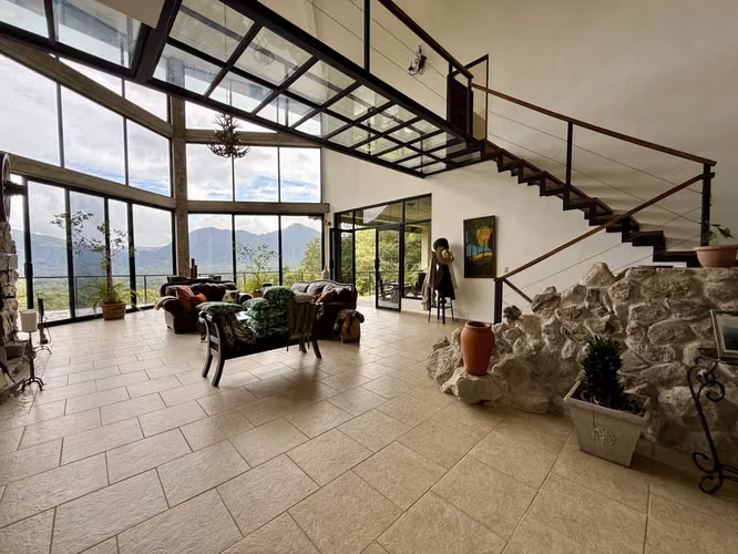Venta de casa en el Valle, Antón