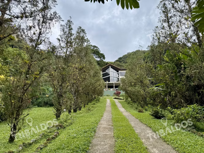 Venta de casa en el Valle, Antón