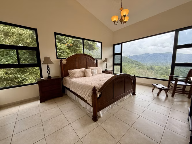 Venta de casa en el Valle, Antón