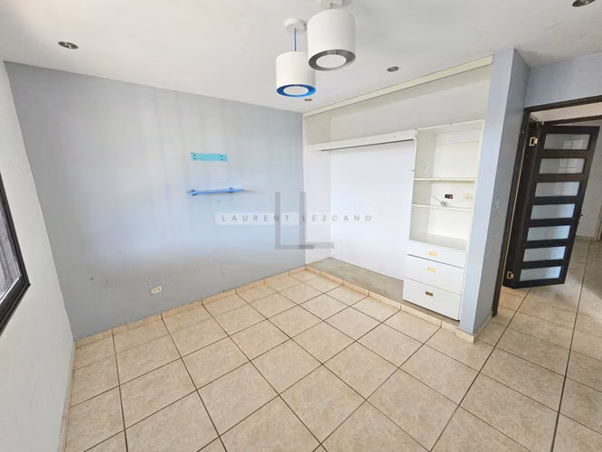 Venta de casa unifamiliar en Terrazas de Brisas del Golf - Haga una oferta