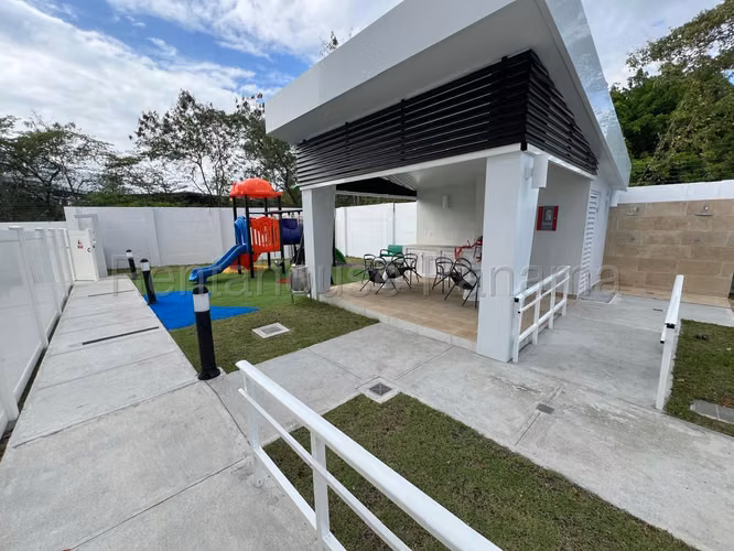 Alquiler de Apartamento en Parque Lefevre - Imagen 17
