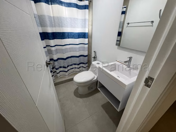 Alquiler de Apartamento en Parque Lefevre - Imagen 8