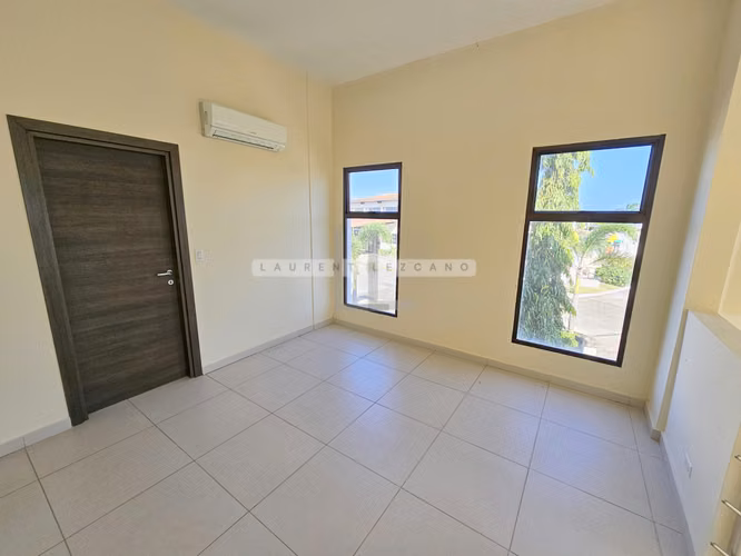 Vendo Casa de Esquina PH Costa Linda - Costa Sur. Haga una oferta