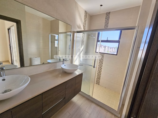 Vendo Casa de Esquina PH Costa Linda - Costa Sur. Haga una oferta
