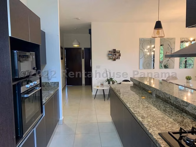 Apartamento en Venta en Clayton JG