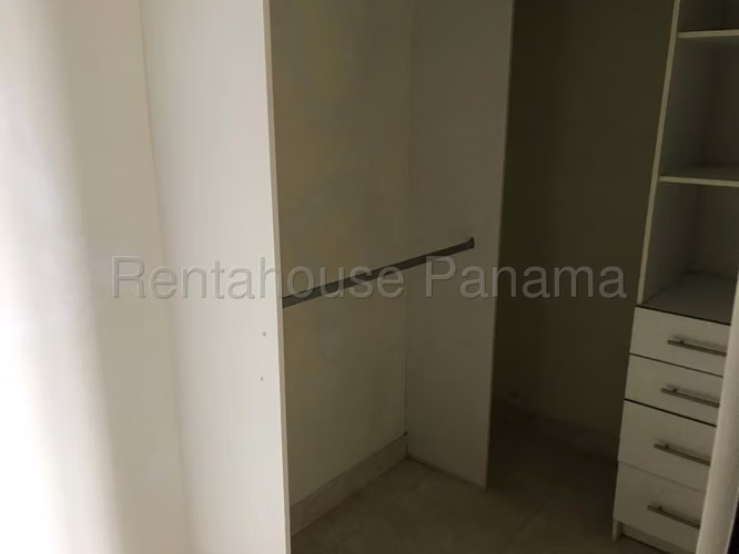 Alquiler de Apartamento en Dos Mares Ph Elite 400 KC