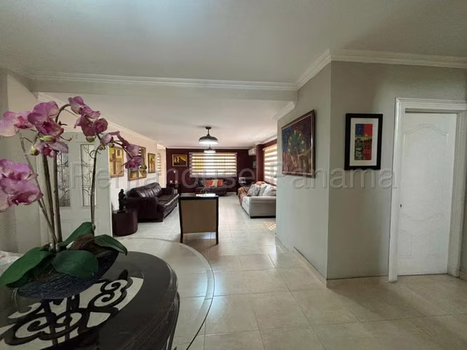 Casa en Venta en Altos de Panama JG