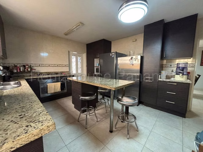 Casa en Venta en Altos de Panama JG
