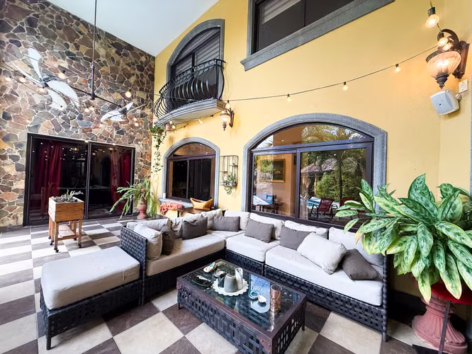 Luxury Home for Rent in Antigua, Costa del Este